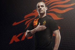 天价转播权-请提供您需要生成标题的具体内容。